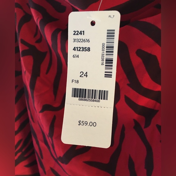 Sz 24 off shoulder blouse NWT - Picture 3 of 4